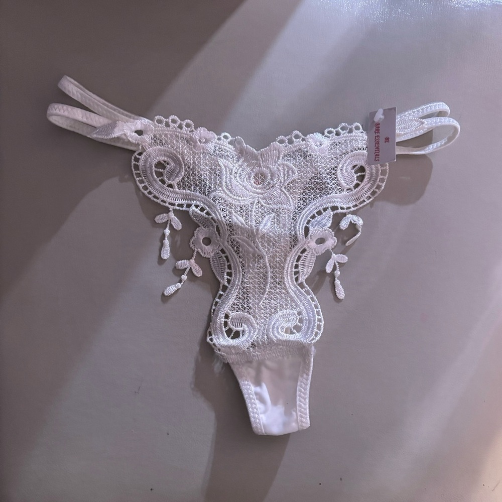 Elegant White Lace Panties